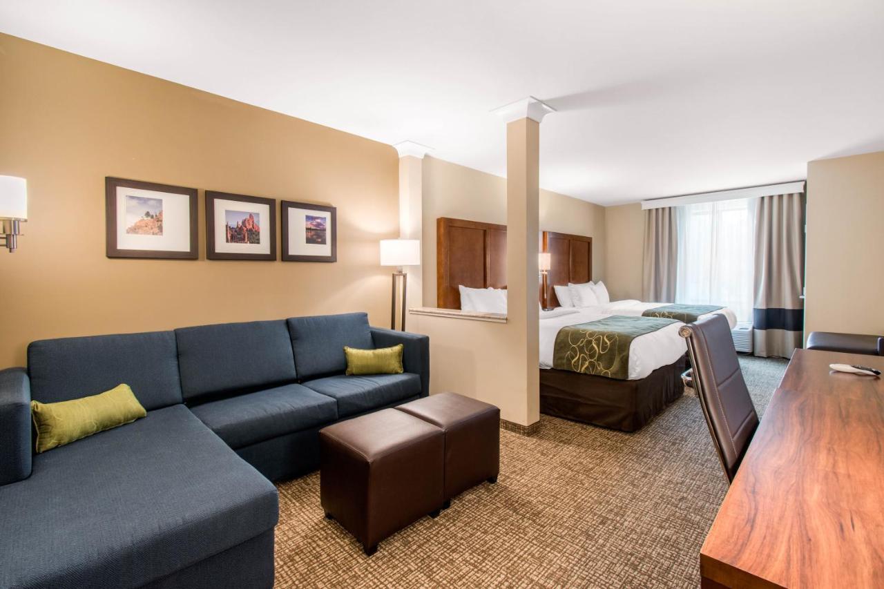 Comfort Suites Denver Near Anschutz Medical Campus Aurora Zewnętrze zdjęcie